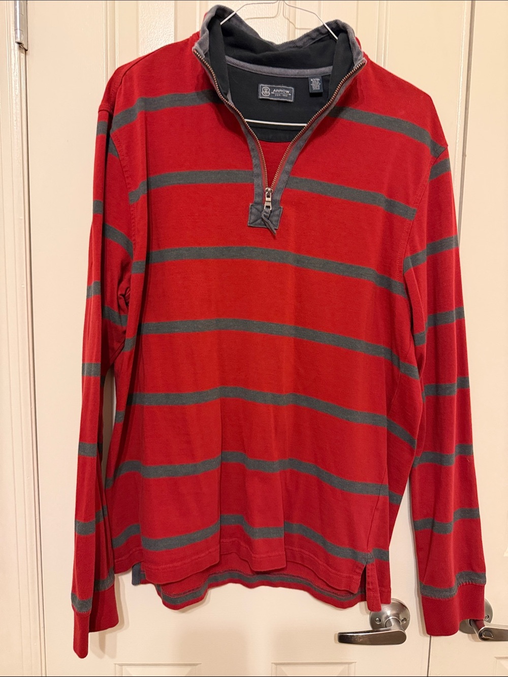 Arrow Red and Black Zip Pullover